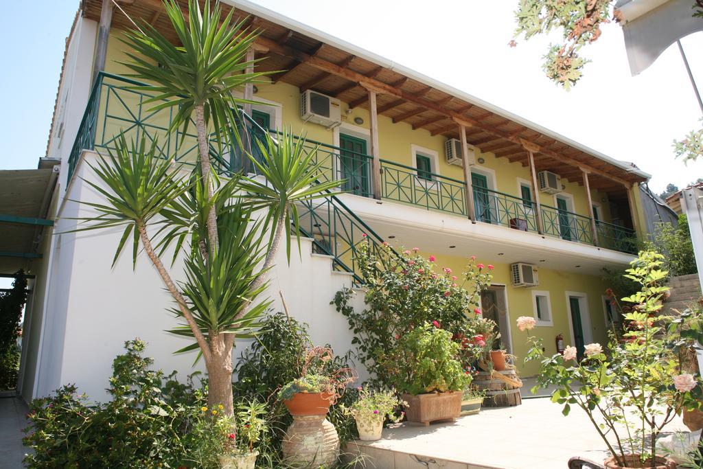 Lenia Studios Kalamitsi  Exterior photo